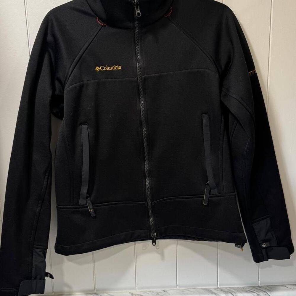 Columbia sportswear womens black titanium